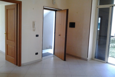 APPARTAMENTO CON AFFACCIO SUL CORSO UMBERTO I°