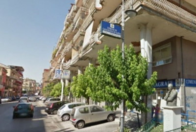- VENDESI - APPARTAMENTO AL CORSO UMBERTO